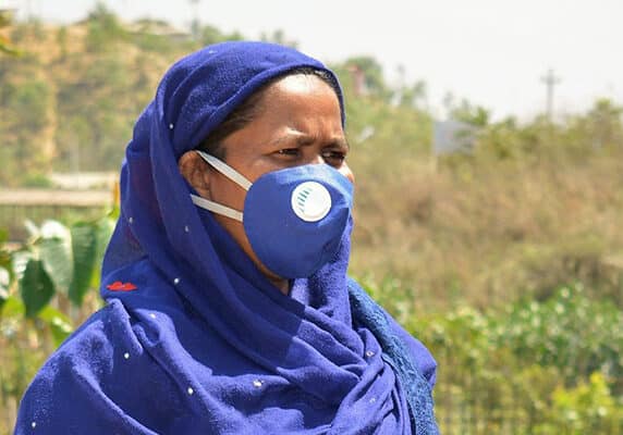 Mobina Khatun, Rohingya volunteers working with UN Women to mobilize their communities and raise awareness on COVID-19