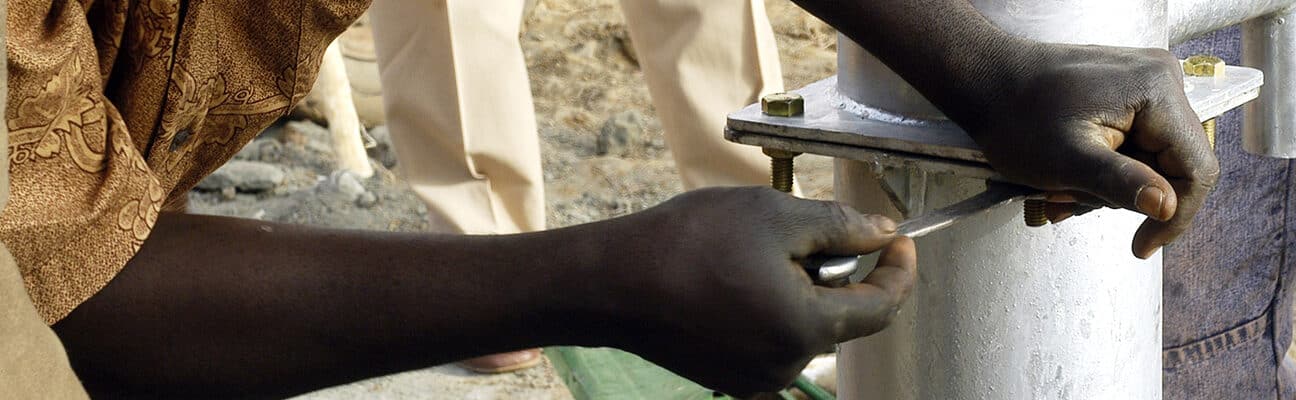 installation and assembly of a pump in Burkina Faso