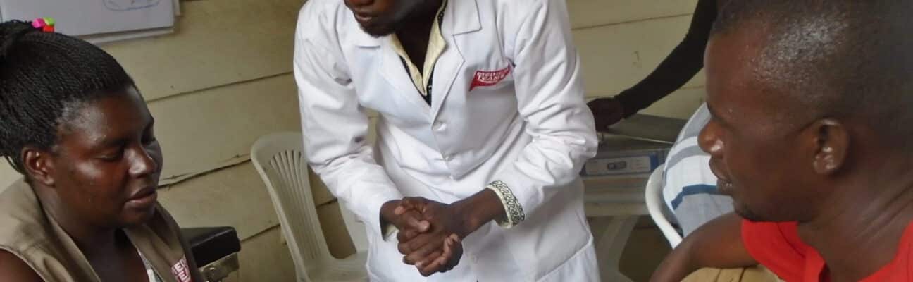 THE PHOTO IS OF ROBERT EDILU, A CLINICAL OFFICER WORKING IN ARUA, NORTHERN UGANDA. AFTER PARTICIPATING IN A PRIMARY CARE INTERNATIONAL (PCI) LEARNING PROGRAMME IN 2019 AND CASCADING HIS LEARNING WIDELY, HE HAS SINCE BECOME A PCI COHORT FACILITATOR SHARING HIS ENTHUSIASM AND KNOWLEDGE WITH OTHERS.