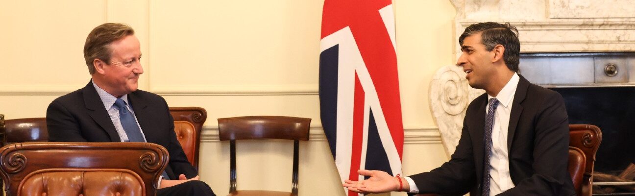 David Cameron speaks with the Prime Minister, Rishi Sunak as he is appointed as Foreign Secretary as the Prime Minister reshuffles his cabinet from 10 Downing Street. Picture by Simon Dawson / No 10 Downing Street