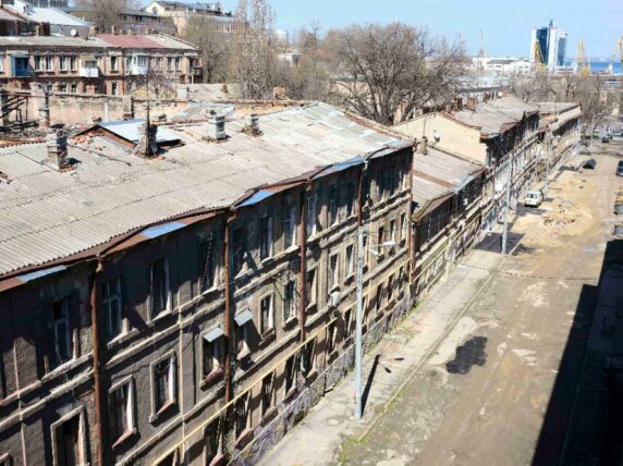 An image showing destruction in the Ukraine city of Odessa due to the war. Credit: Focal Foto