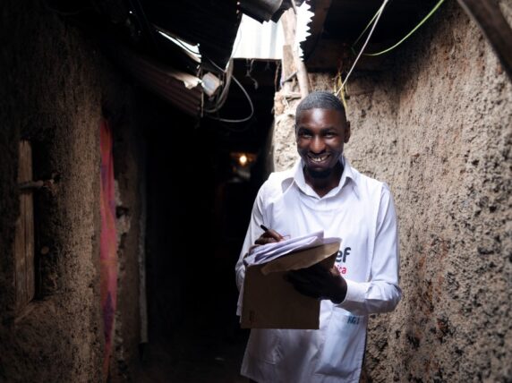 Kevin Garo, A Community Health Worker in Kibera slums, Kenya. Credit- Amref Health Africa/Kevin Gitonga