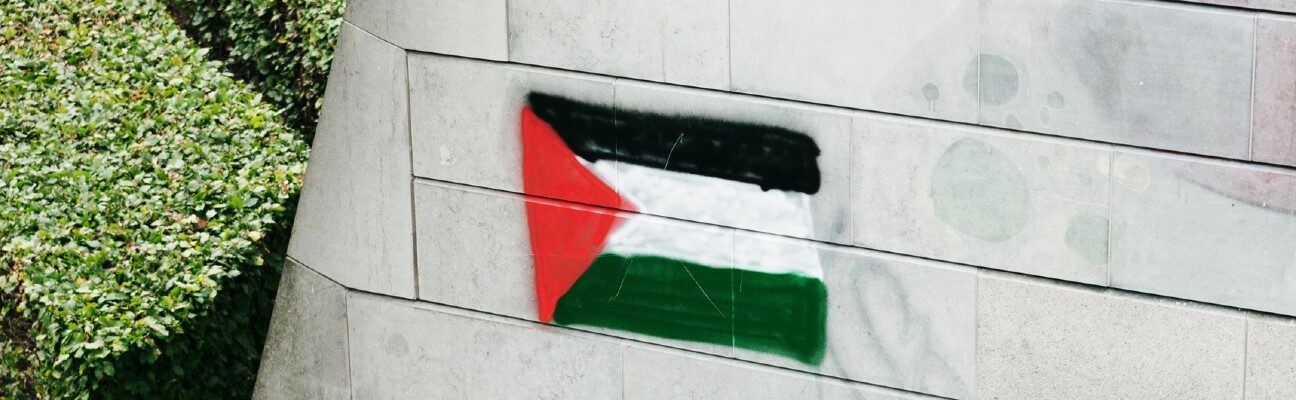 Palestine flag graffiti