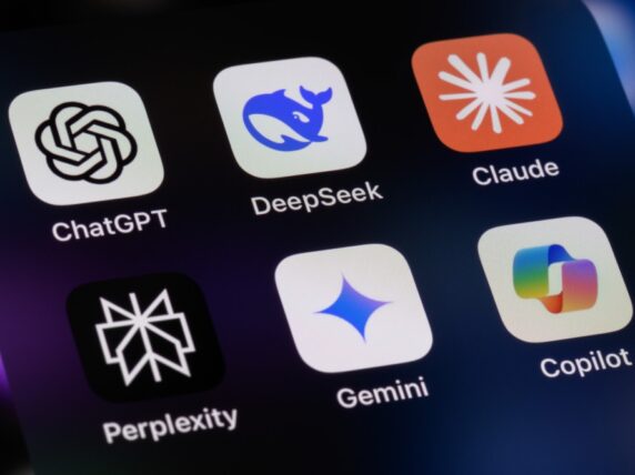 Artificial Intelligence AI Assistant Apps - ChatGPT, DeepSeek, Anthropic Claude, Perplexity, Google Gemini, Microsoft Copilot. Credit: Kenneth Cheung