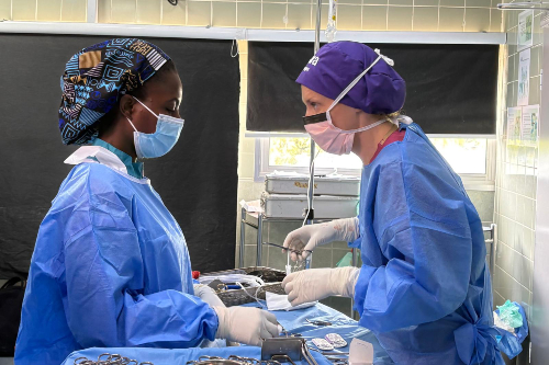 The team in the operating theatre (OT). IMPERATIVES/Ghana partnership visit. Credit: CGHP